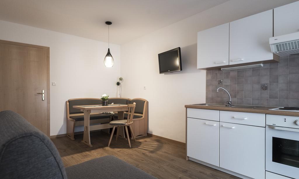 Hotel Garni Gruenau San Martino In Passiria  Zewnętrze zdjęcie